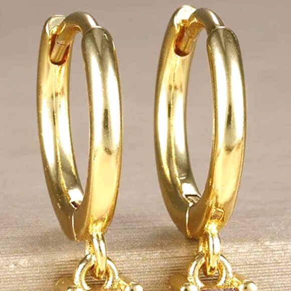 LIGHT PURPLE DANGLE CUBIC ZIRCONIA ON A ROUND HOOP HUGGIE 18K GOLD DIPPED - Picture 2 of 2